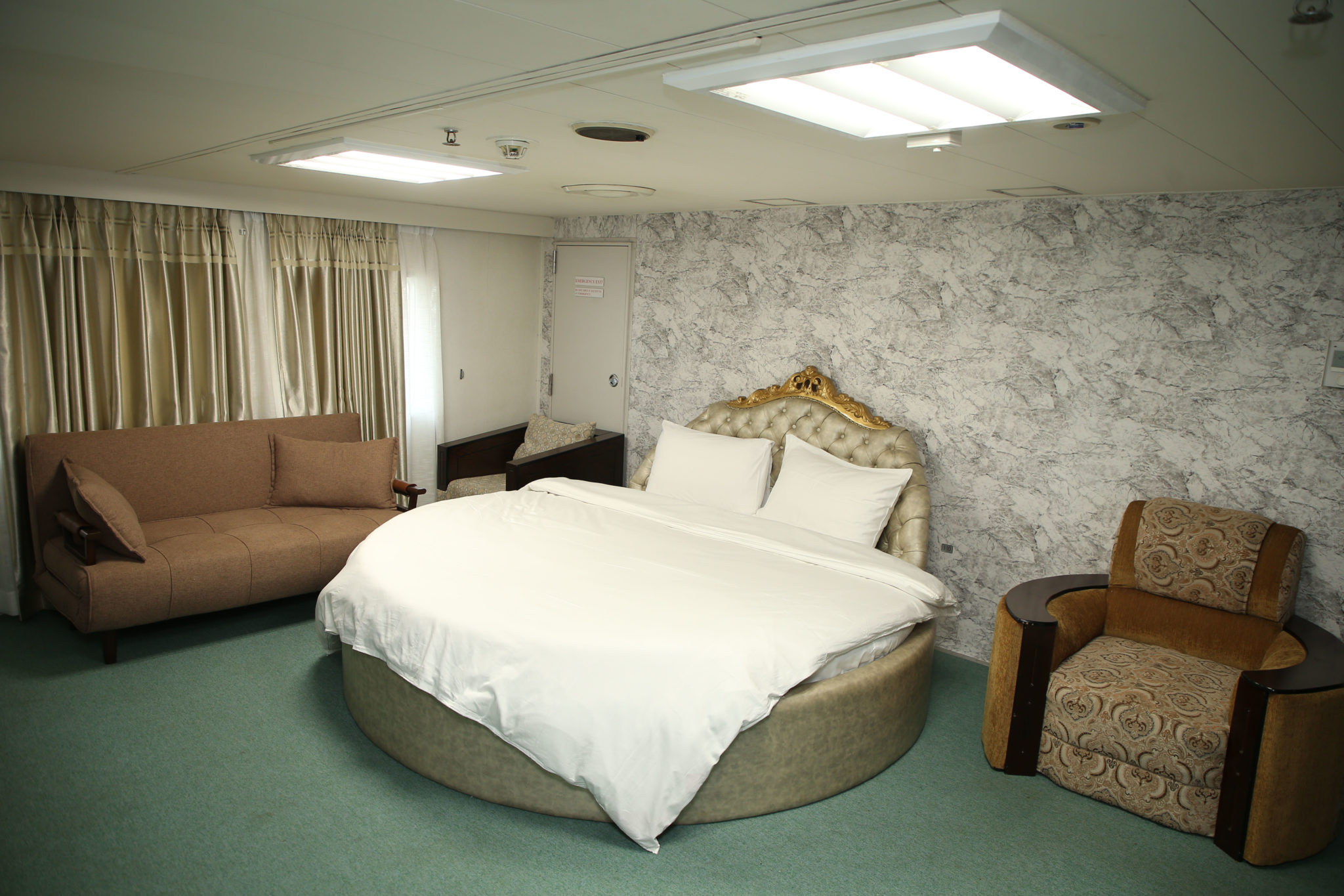 bay one ticket, bay one cruise ship, book bay one ticket